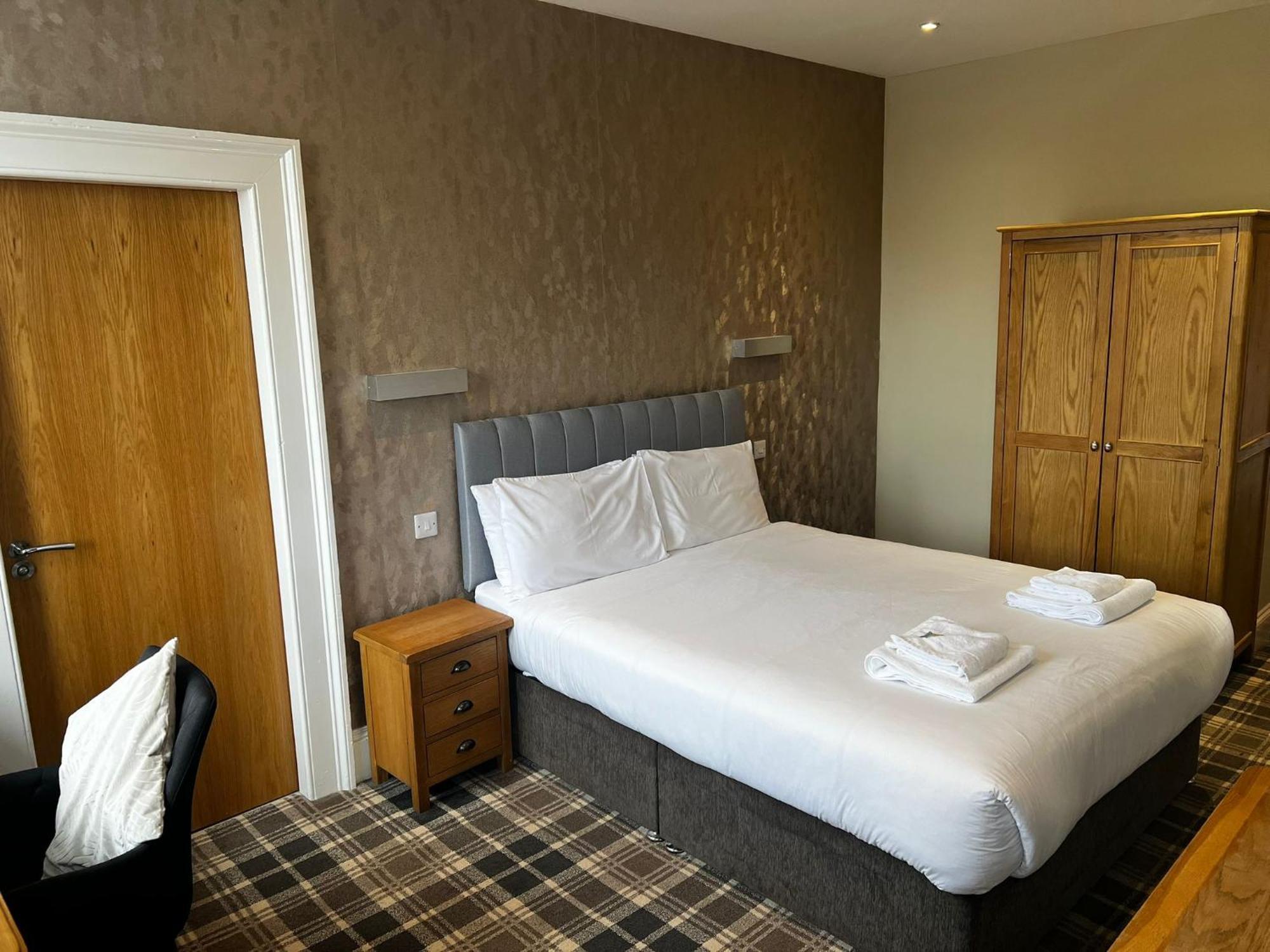 Crown Hotel & Bar Inverness Ngoại thất bức ảnh
