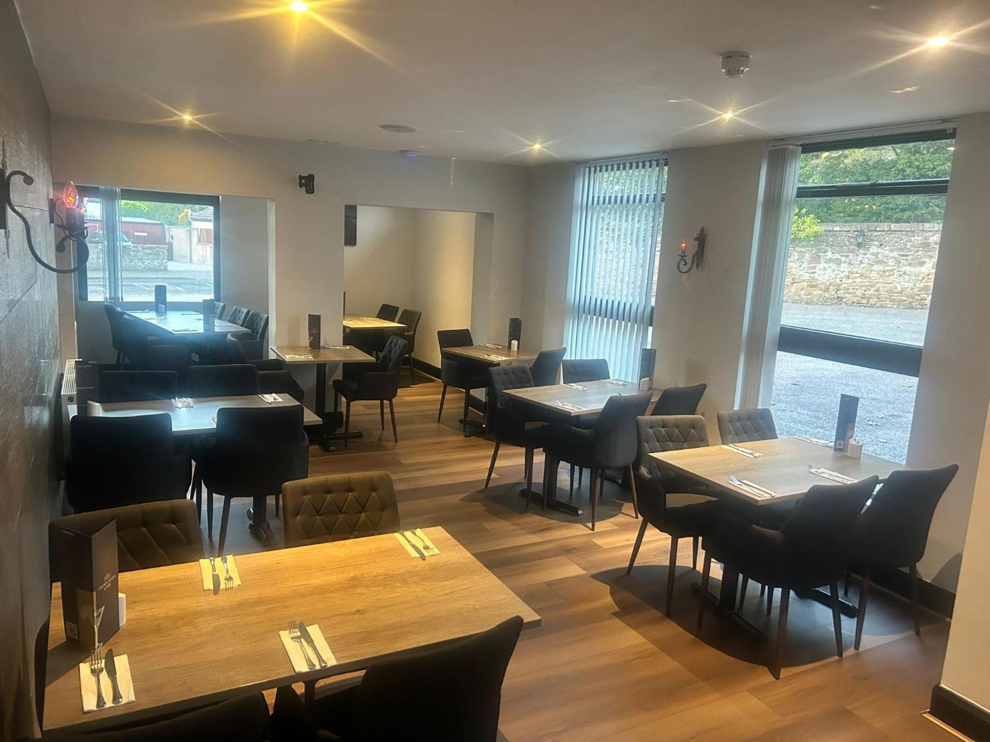 Crown Hotel & Bar Inverness Ngoại thất bức ảnh
