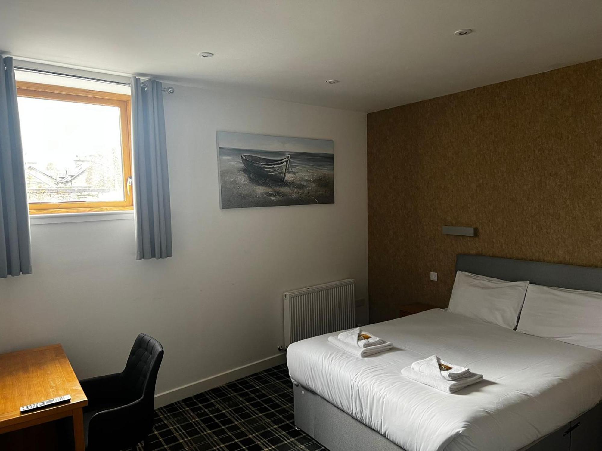 Crown Hotel & Bar Inverness Ngoại thất bức ảnh
