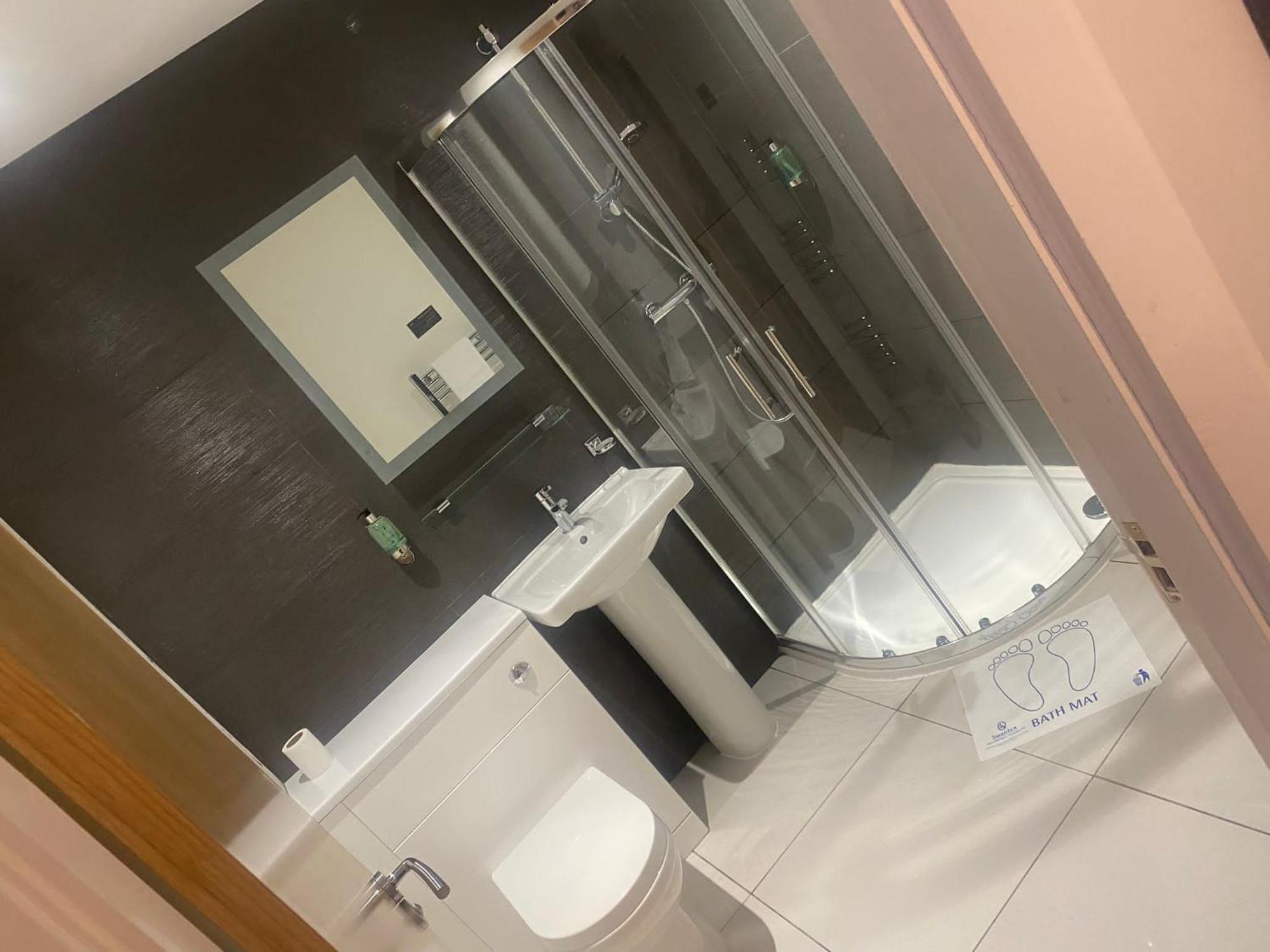 Crown Hotel & Bar Inverness Ngoại thất bức ảnh